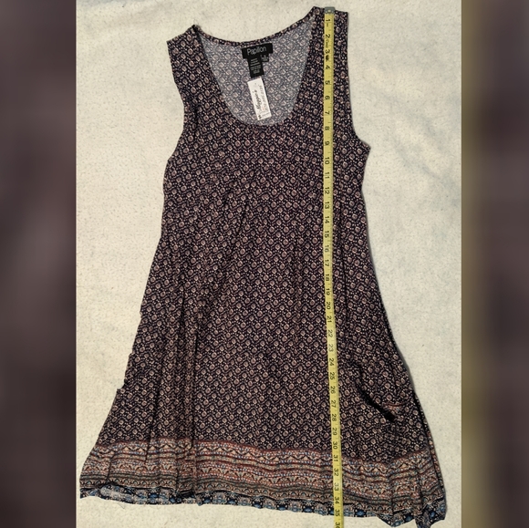 NWT sleeveless dress sz S - Picture 5 of 5